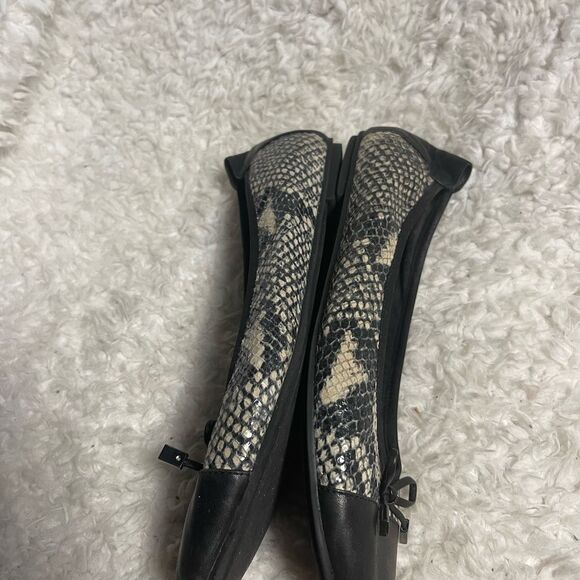 Visonic Leather Snakeskin Patterned Black & beige slip on Flats SZ10 - Picture 6 of 11